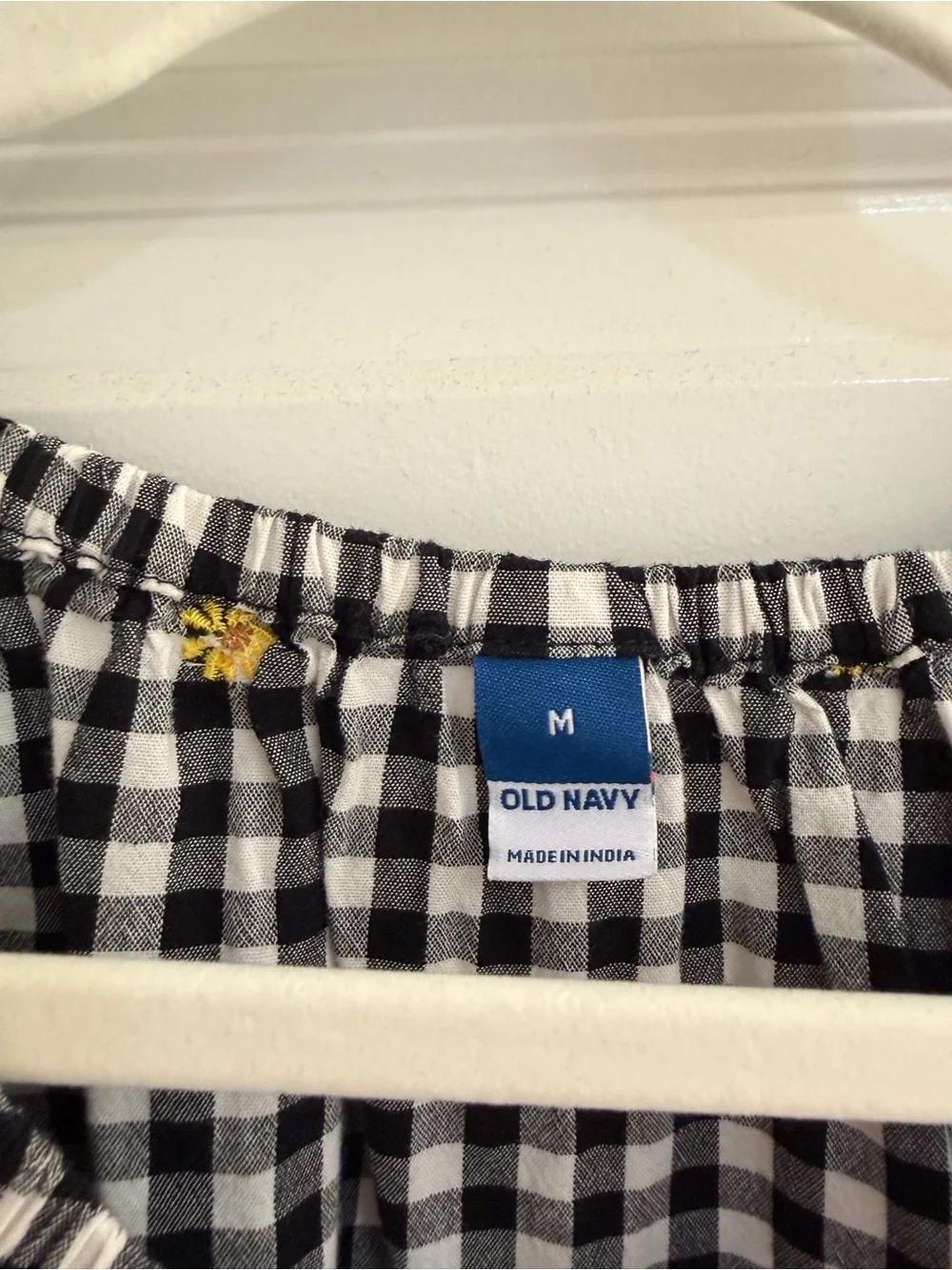 Old Navy Gingham Embroidered Puff Sleeve Blouse - Size Medium